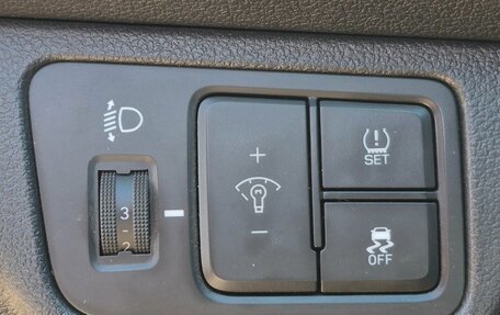 Hyundai Solaris II рестайлинг, 2018 год, 975 000 рублей, 19 фотография
