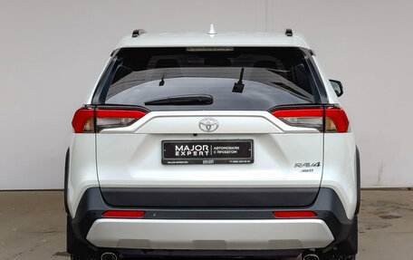 Toyota RAV4, 2025 год, 4 180 000 рублей, 6 фотография