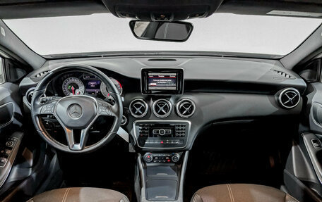 Mercedes-Benz A-Класс, 2014 год, 1 465 000 рублей, 14 фотография