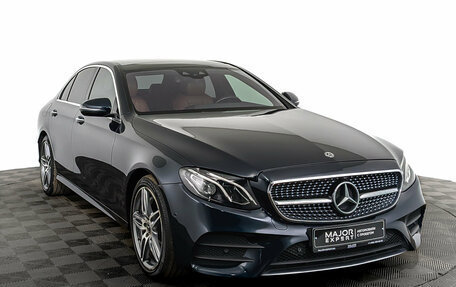 Mercedes-Benz E-Класс, 2017 год, 3 650 000 рублей, 3 фотография