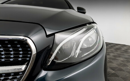 Mercedes-Benz E-Класс, 2017 год, 3 650 000 рублей, 17 фотография