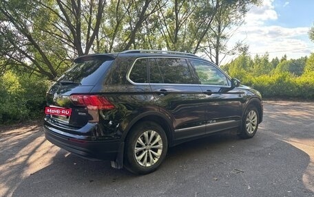 Volkswagen Tiguan II, 2018 год, 2 096 000 рублей, 6 фотография