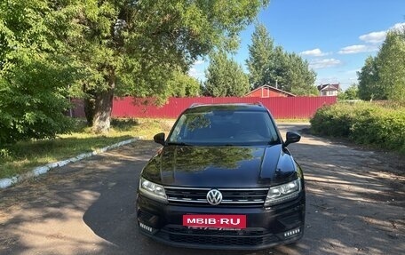 Volkswagen Tiguan II, 2018 год, 2 096 000 рублей, 4 фотография