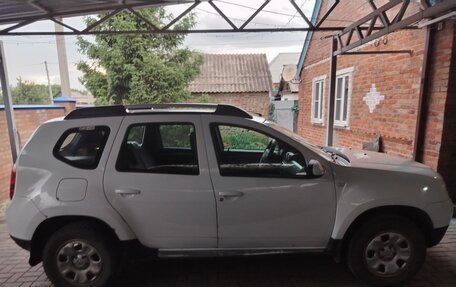 Renault Duster I рестайлинг, 2015 год, 900 000 рублей, 2 фотография