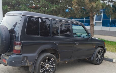 Mitsubishi Pajero III рестайлинг, 1996 год, 630 000 рублей, 3 фотография
