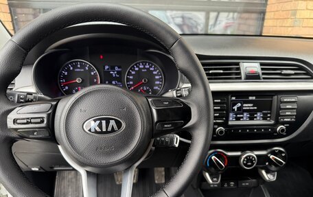 KIA Rio IV, 2020 год, 950 000 рублей, 18 фотография