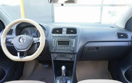 Volkswagen Polo VI (EU Market), 2015 год, 980 000 рублей, 12 фотография