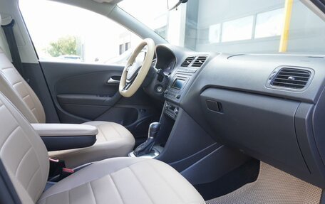 Volkswagen Polo VI (EU Market), 2015 год, 980 000 рублей, 11 фотография