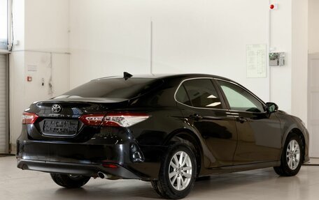Toyota Camry, 2019 год, 3 144 000 рублей, 6 фотография