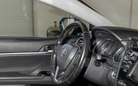 Toyota Camry, 2019 год, 3 144 000 рублей, 8 фотография