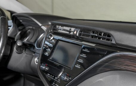 Toyota Camry, 2019 год, 3 144 000 рублей, 10 фотография