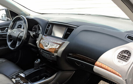 Infiniti QX60 I рестайлинг, 2018 год, 2 420 000 рублей, 13 фотография