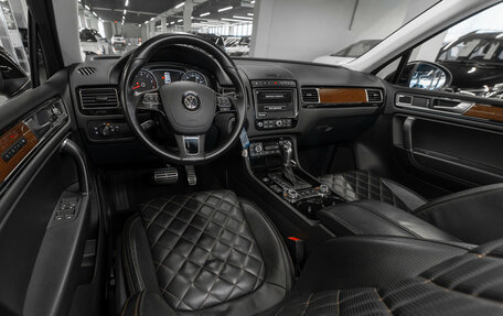 Volkswagen Touareg III, 2016 год, 3 480 000 рублей, 7 фотография