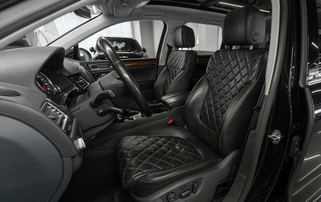 Volkswagen Touareg III, 2016 год, 3 480 000 рублей, 9 фотография