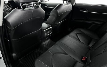 Toyota Camry, 2021 год, 3 800 000 рублей, 11 фотография