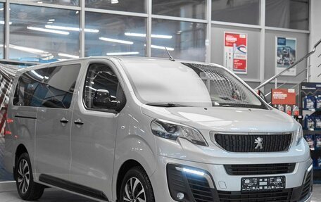 Peugeot Traveller I, 2018 год, 2 699 000 рублей, 3 фотография