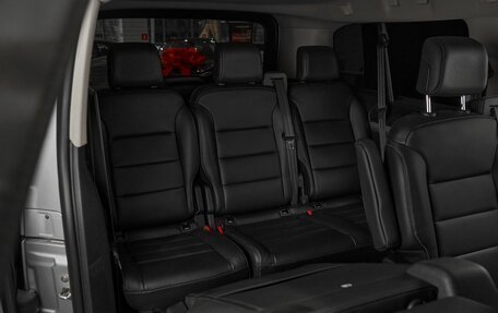 Peugeot Traveller I, 2018 год, 2 699 000 рублей, 18 фотография
