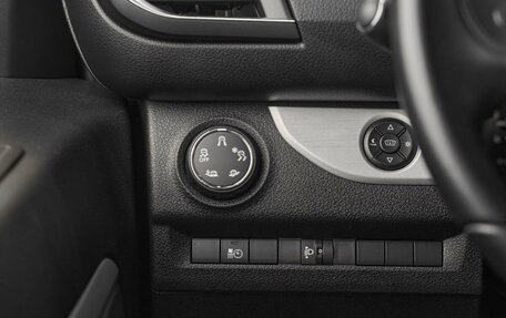 Peugeot Traveller I, 2018 год, 2 699 000 рублей, 15 фотография