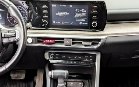 KIA K5, 2021 год, 2 420 000 рублей, 15 фотография