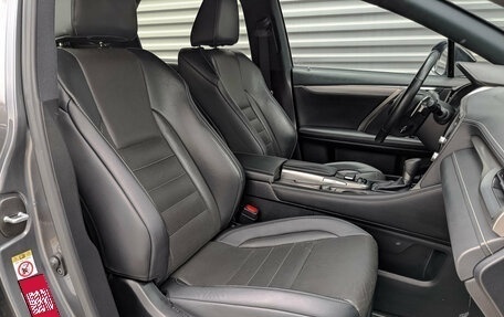 Lexus RX IV рестайлинг, 2019 год, 3 990 000 рублей, 22 фотография