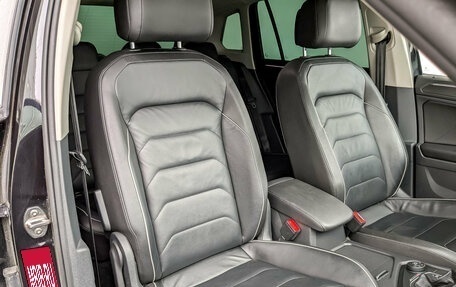 Volkswagen Tiguan II, 2018 год, 2 355 000 рублей, 23 фотография