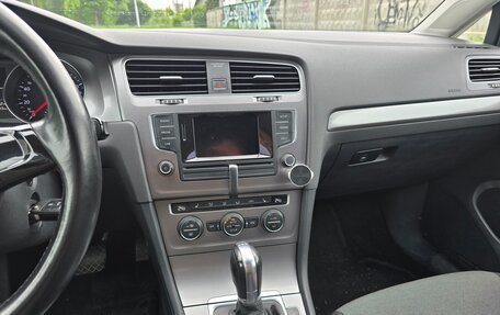 Volkswagen Golf VII, 2013 год, 1 000 000 рублей, 13 фотография
