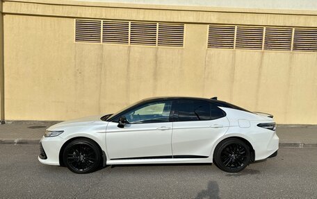 Toyota Camry, 2021 год, 3 800 000 рублей, 4 фотография