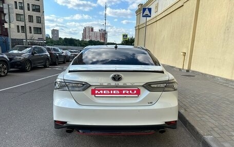 Toyota Camry, 2021 год, 3 800 000 рублей, 6 фотография