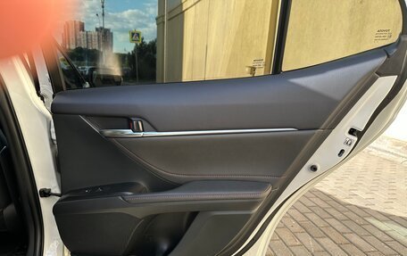 Toyota Camry, 2021 год, 3 800 000 рублей, 17 фотография