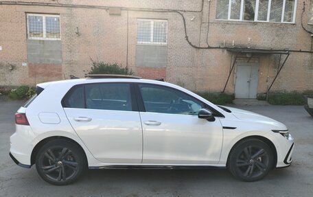 Volkswagen Golf VIII, 2022 год, 2 650 000 рублей, 6 фотография