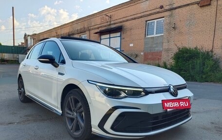 Volkswagen Golf VIII, 2022 год, 2 650 000 рублей, 7 фотография