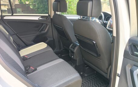 Volkswagen Tiguan II, 2017 год, 1 750 000 рублей, 13 фотография