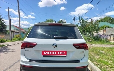 Volkswagen Tiguan II, 2017 год, 1 750 000 рублей, 6 фотография