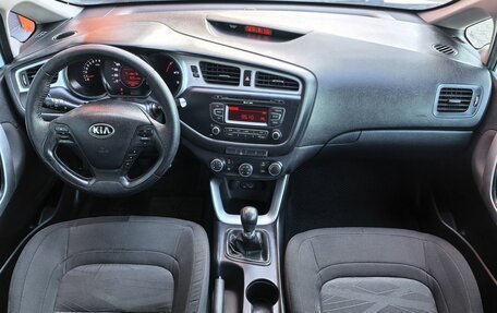 KIA cee'd III, 2015 год, 999 000 рублей, 6 фотография