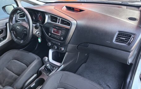 KIA cee'd III, 2015 год, 999 000 рублей, 10 фотография