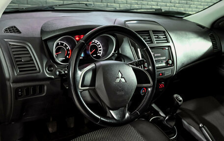 Mitsubishi ASX I рестайлинг, 2013 год, 975 000 рублей, 12 фотография