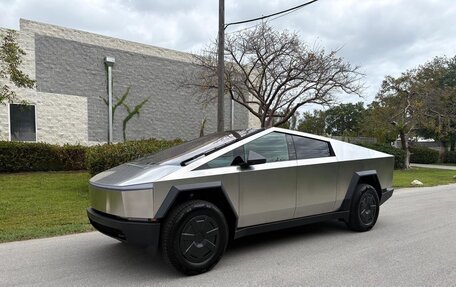 Tesla Cybertruck, 2026 год, 21 000 000 рублей, 1 фотография