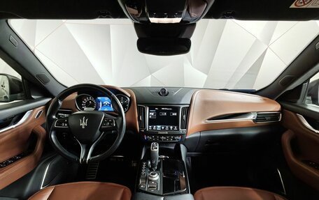 Maserati Levante I, 2019 год, 4 600 000 рублей, 14 фотография