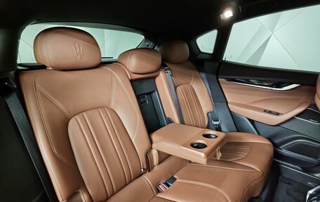 Maserati Levante I, 2019 год, 4 600 000 рублей, 17 фотография