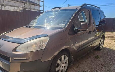 Peugeot Partner II рестайлинг 2, 2014 год, 950 000 рублей, 11 фотография
