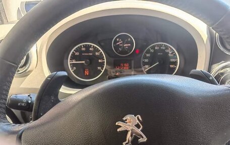 Peugeot Partner II рестайлинг 2, 2014 год, 950 000 рублей, 14 фотография