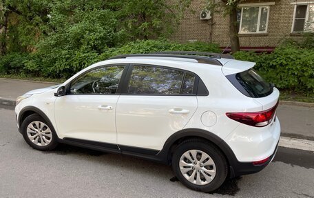 KIA Rio IV, 2018 год, 1 550 000 рублей, 2 фотография
