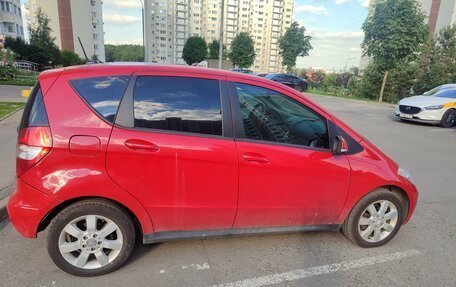 Mercedes-Benz A-Класс, 2012 год, 1 050 000 рублей, 2 фотография