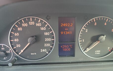 Mercedes-Benz A-Класс, 2012 год, 1 050 000 рублей, 6 фотография
