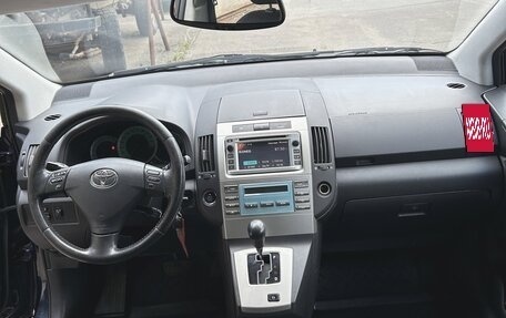 Toyota Corolla Verso I, 2008 год, 740 000 рублей, 5 фотография