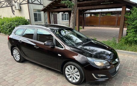 Opel Astra J, 2014 год, 785 000 рублей, 3 фотография