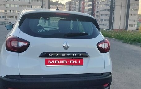 Renault Kaptur I рестайлинг, 2018 год, 1 050 000 рублей, 4 фотография