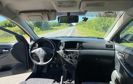 Toyota Corolla, 2003 год, 390 000 рублей, 5 фотография