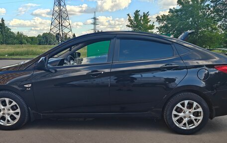 Hyundai Solaris II рестайлинг, 2012 год, 650 000 рублей, 3 фотография