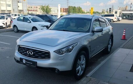 Infiniti FX II, 2010 год, 1 850 000 рублей, 3 фотография